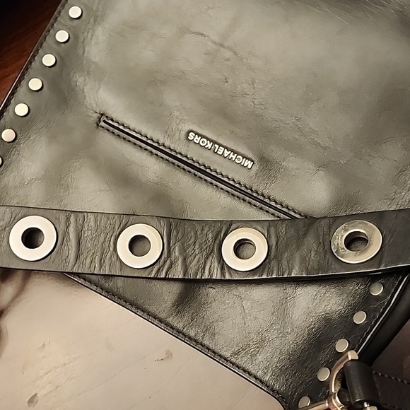 Michael Kors Black Leather Crossbody With Silver Hardware - Picture 11 of 16